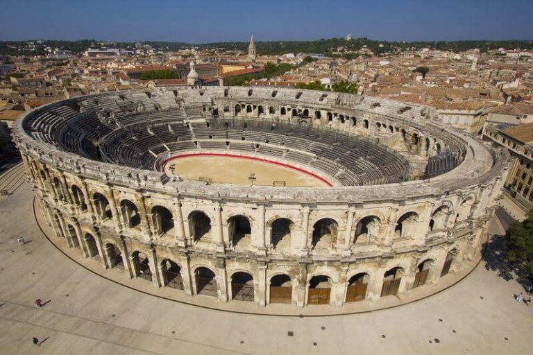 Camping Salendrinque : Arenes De Nimes