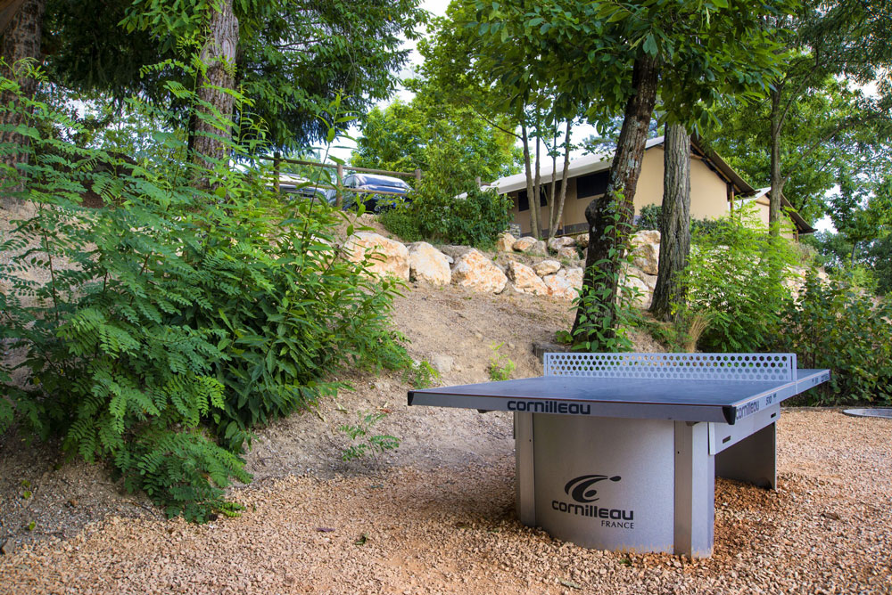 Table de ping-pong au camping à Lasalle dans les Cévennes