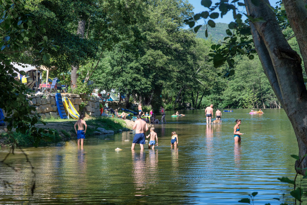 Rivière du camping la Salendrinque dans les Cévennes