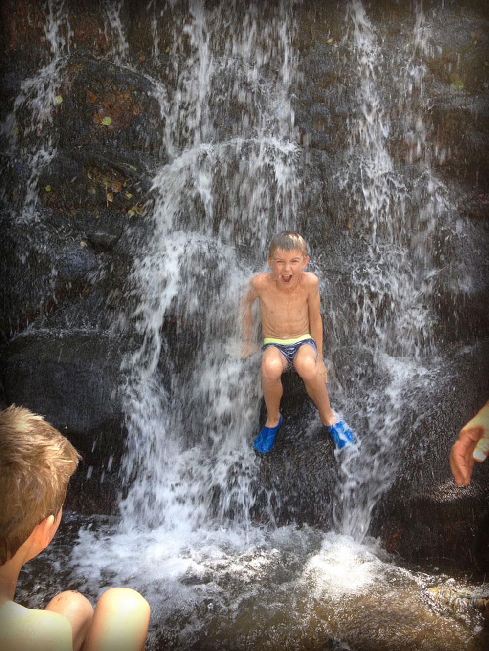 Cascade proche de notre camping dans les Cévennes, la Salendrinque