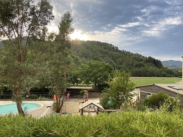 Piscine du camping la Salendrinque dans les Cévennes