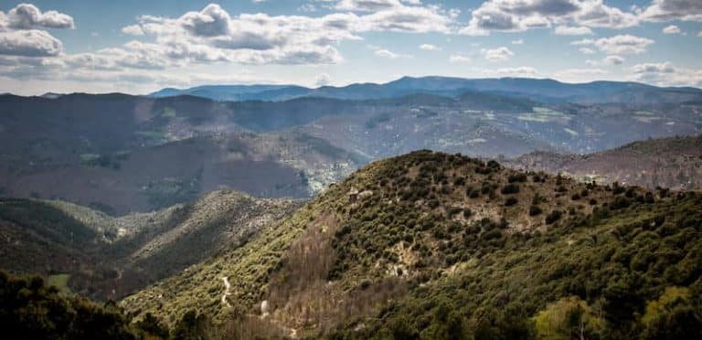 Cévennes depuis le chemin de Stevenson - Camping proche de Saint-Jean-du-Gard la Salendrinque